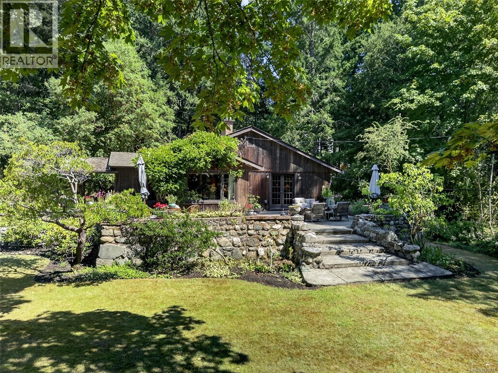 1390 Laurel Rd, North Saanich, British Columbia  V8L 5K8 - Photo 50 - 1043737