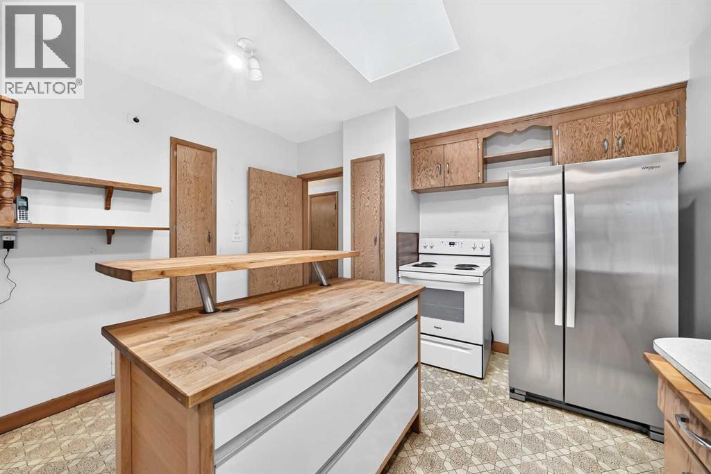 1315 19 Street NW, Calgary, Alberta  T2N 2K1 - Photo 12 - A2330860