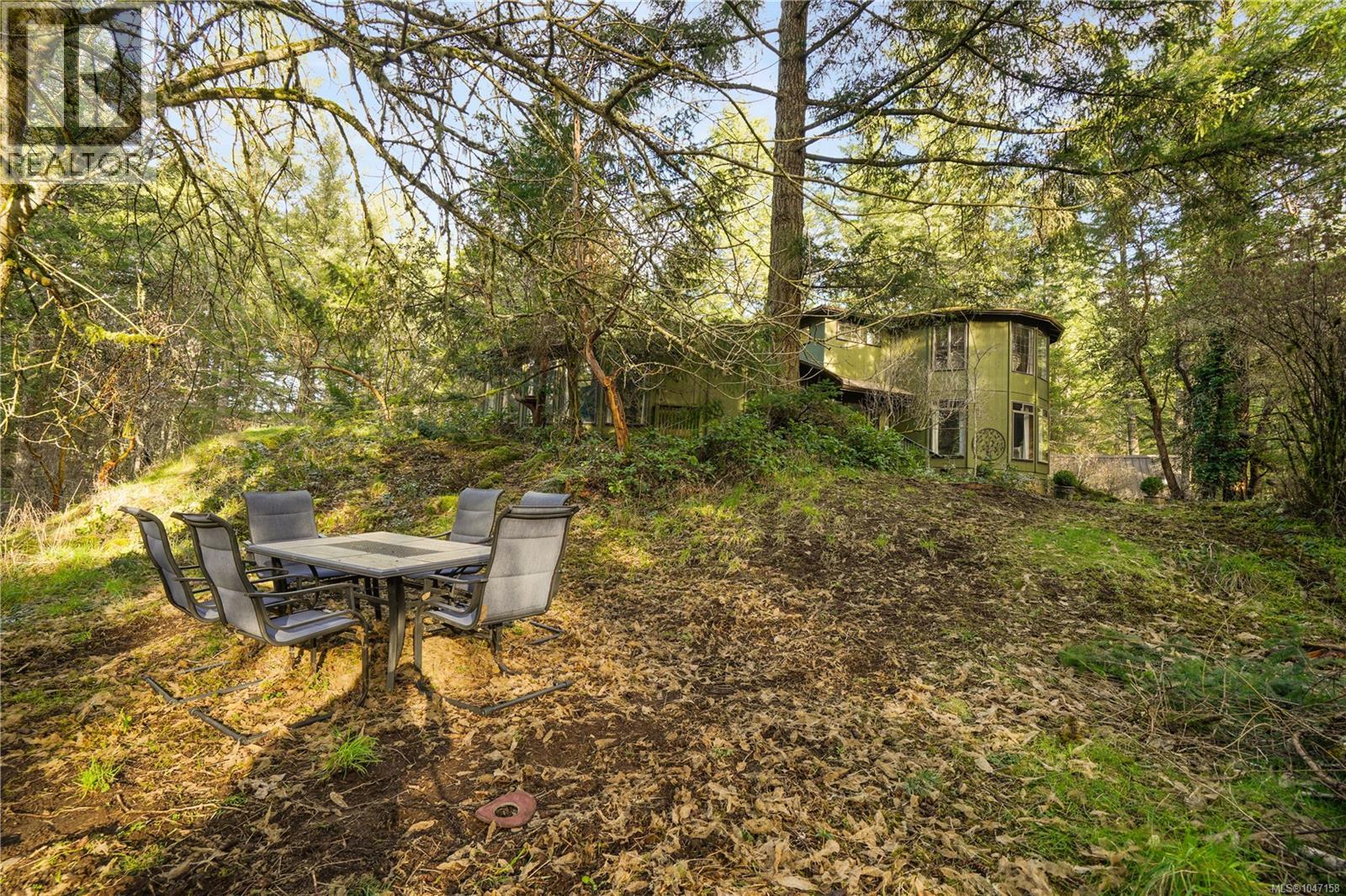 3383 Lakeridge Pl, Highlands, British Columbia  V9E 1C8 - Photo 58 - 1047158