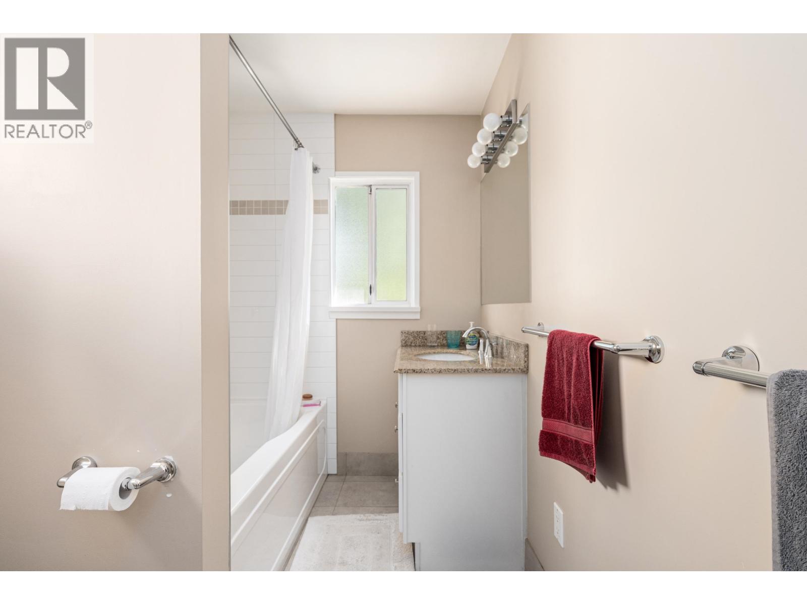 696 W 27th Avenue, Vancouver, British Columbia V5Z 2G4 - Photo 34 - R3156447