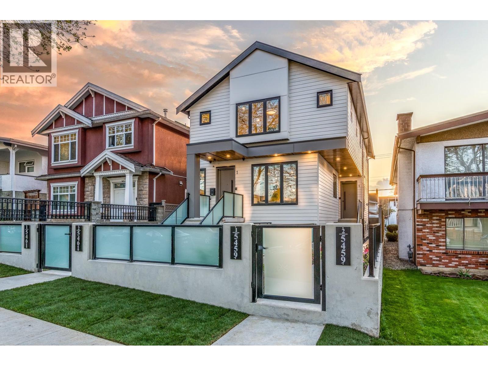 1 5459 Rhodes Street, Vancouver, British Columbia  V5R 3P1 - Photo 1 - R3156439