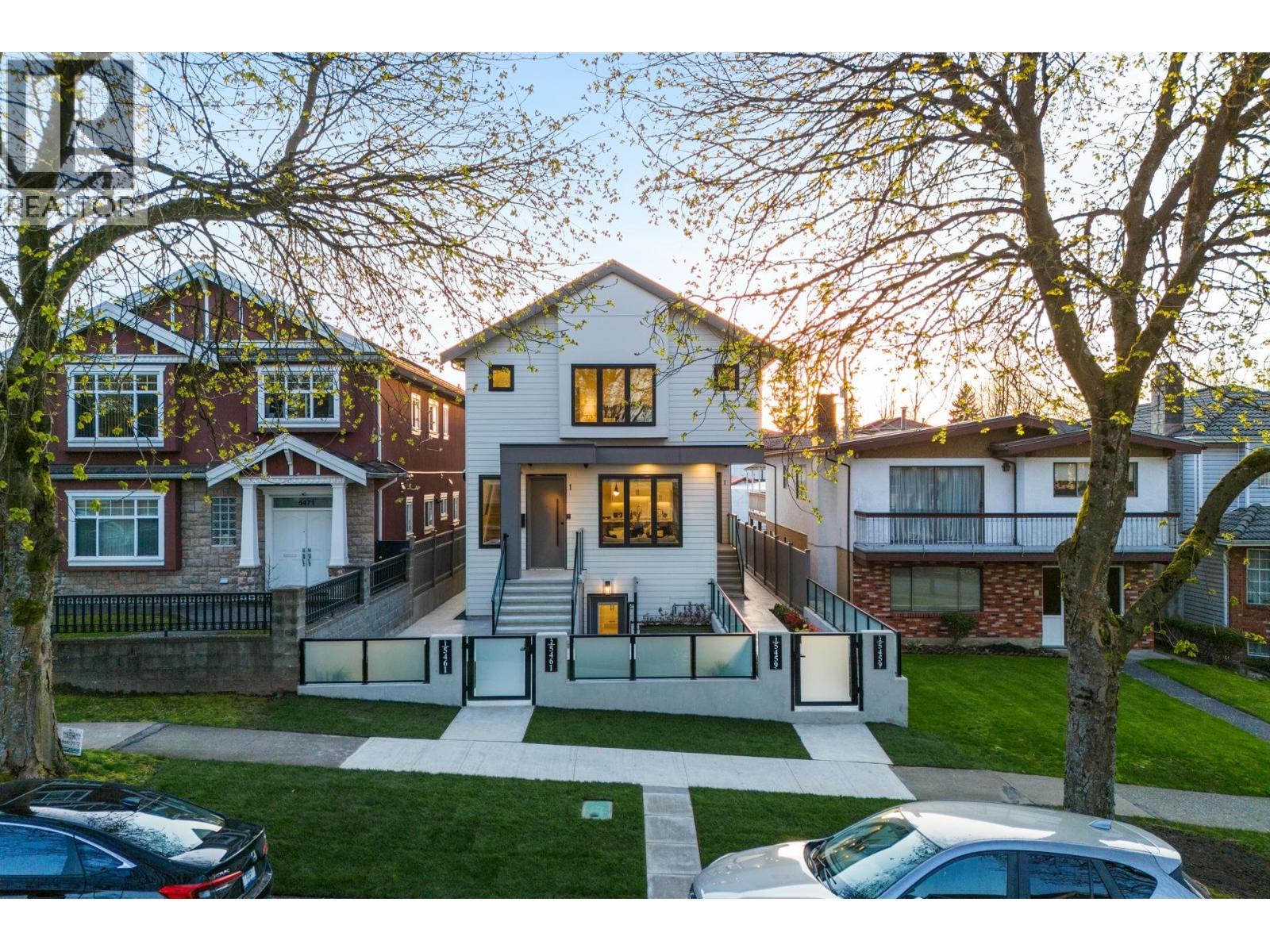 1 5459 Rhodes Street, Vancouver, British Columbia  V5R 3P1 - Photo 2 - R3156439