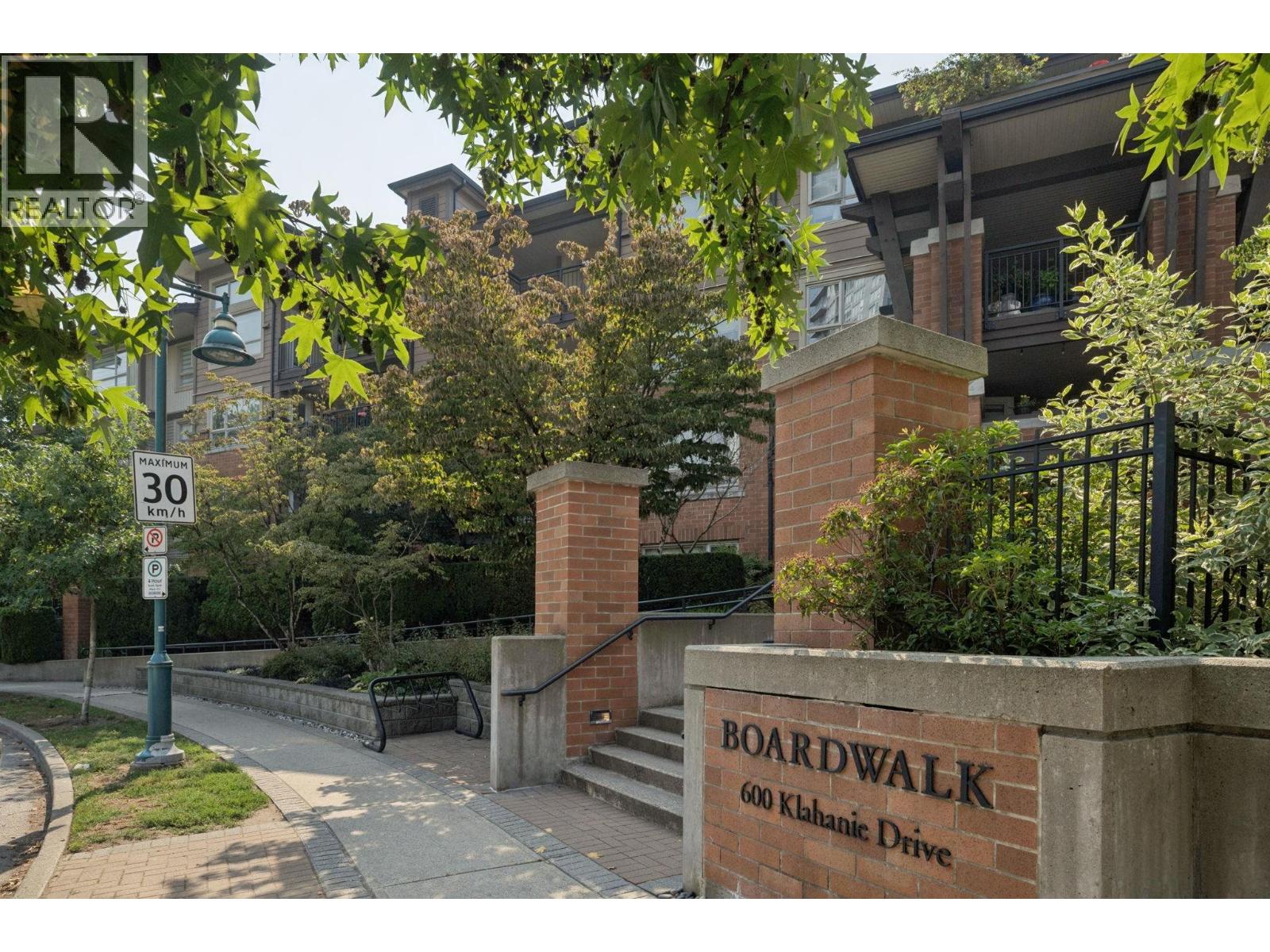 109 600 Klahanie Drive, Port Moody, British Columbia  V3H 5L2 - Photo 1 - R3156446