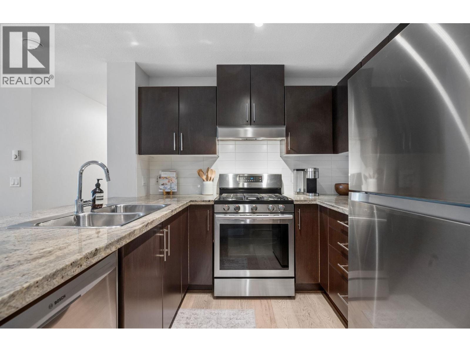 109 600 Klahanie Drive, Port Moody, British Columbia  V3H 5L2 - Photo 6 - R3156446