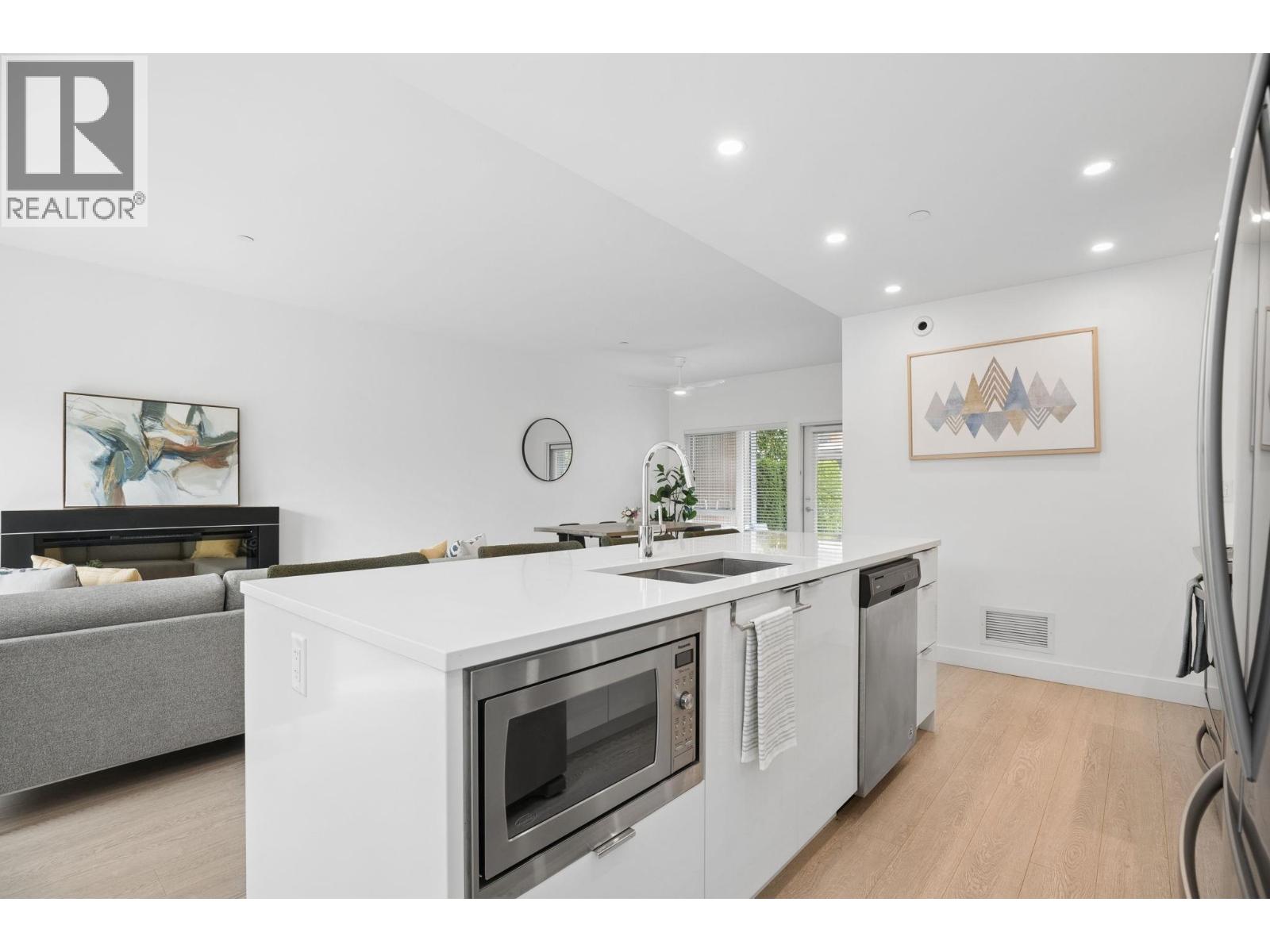 16 3596 Salal Drive, North Vancouver, British Columbia  V7G 0A9 - Photo 15 - R3156449