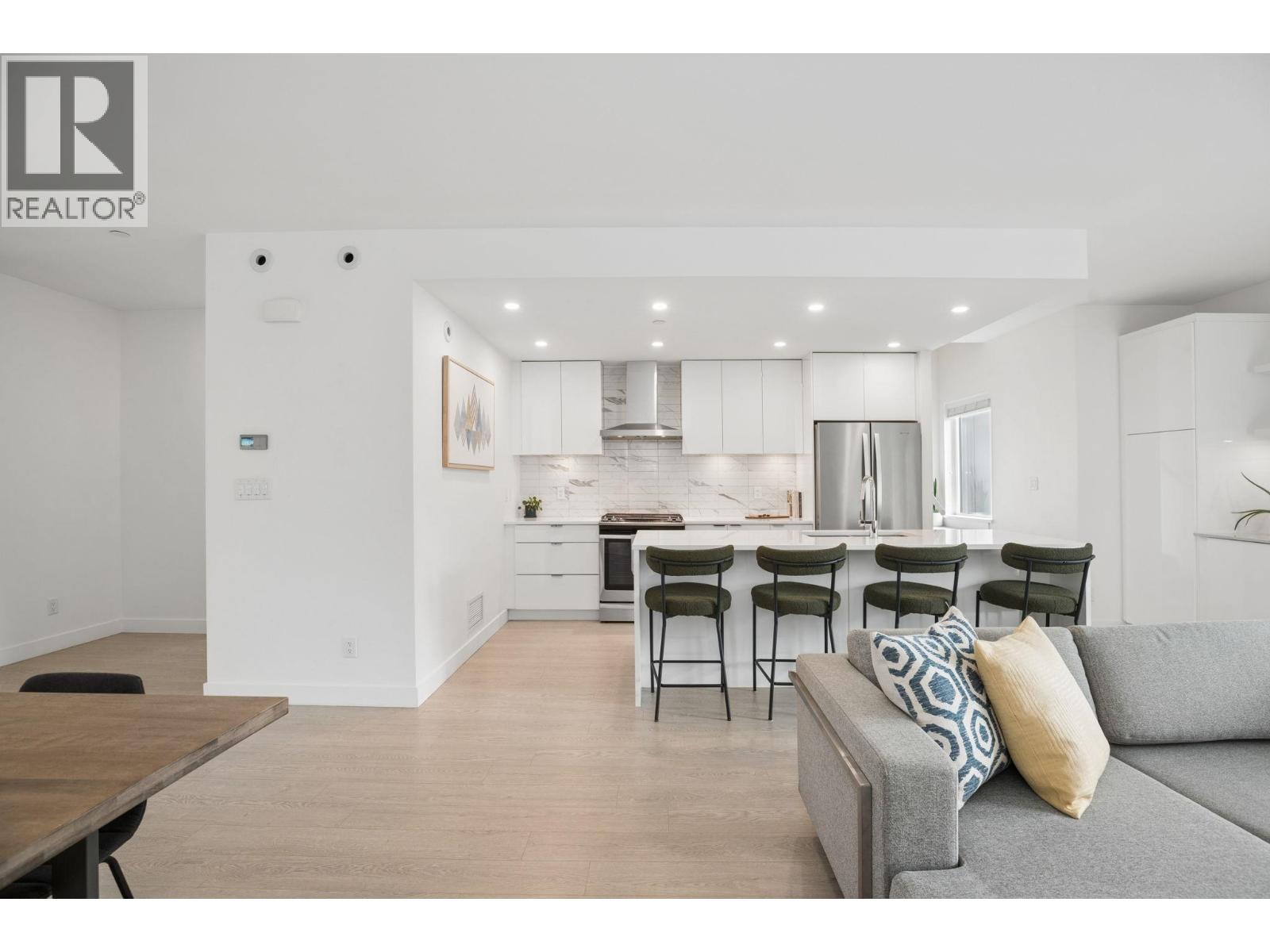 16 3596 Salal Drive, North Vancouver, British Columbia  V7G 0A9 - Photo 7 - R3156449