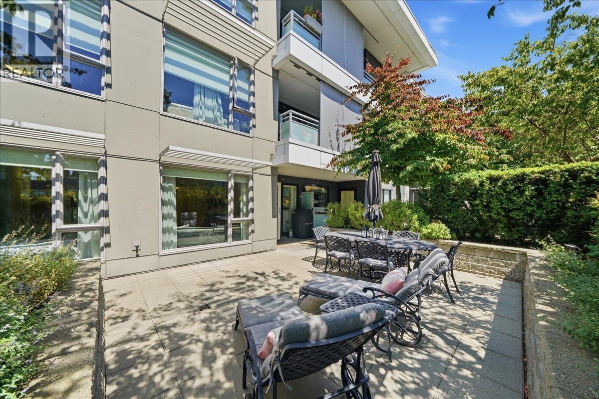 207 1061 Marine Drive, North Vancouver, British Columbia  V7P 1S6 - Photo 13 - R3156460