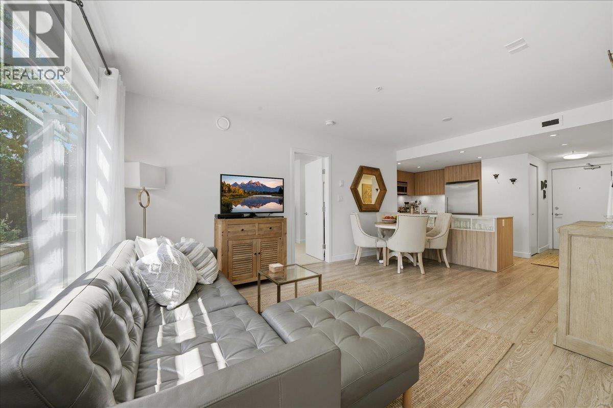 207 1061 Marine Drive, North Vancouver, British Columbia  V7P 1S6 - Photo 6 - R3156460