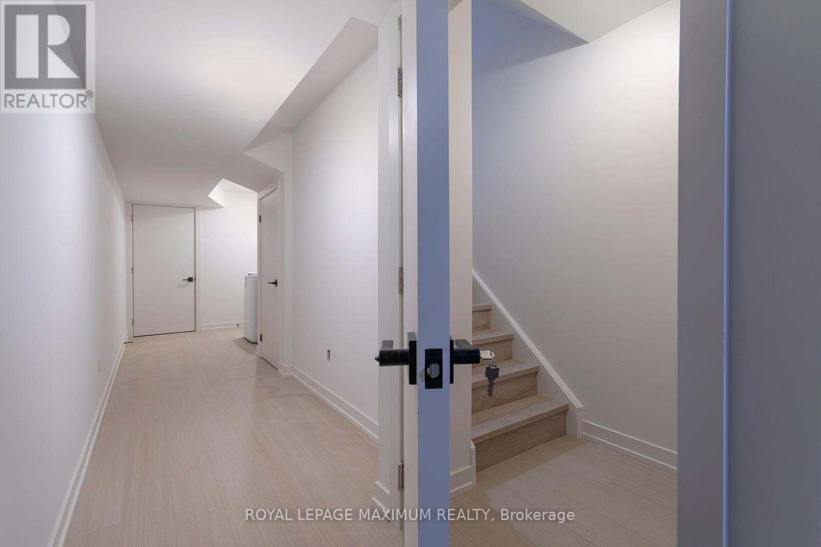 Basement - 8 Tustin Road, Brampton, Ontario  L6P 3K9 - Photo 6 - W13575710
