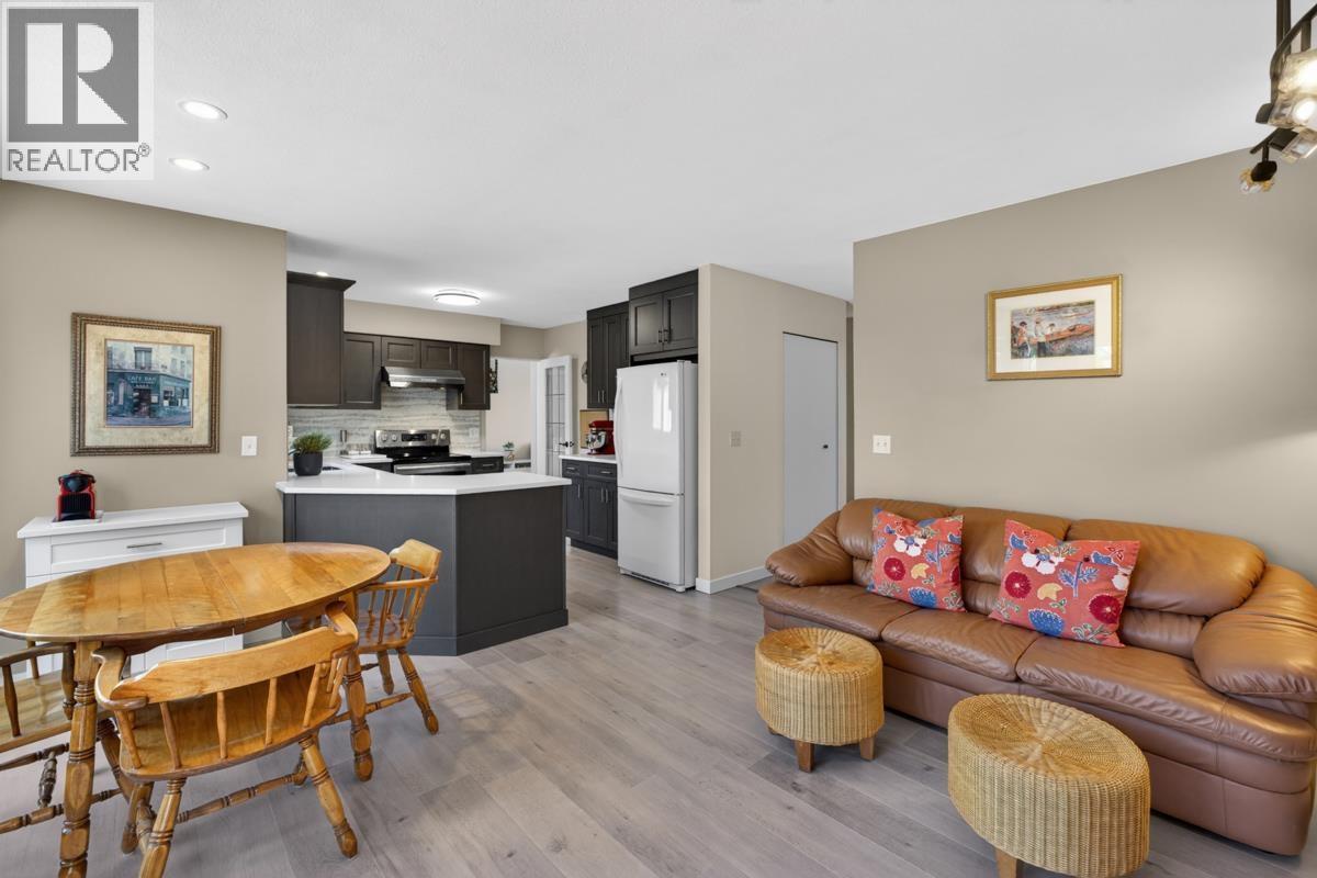 290 Santiago Street, Coquitlam, British Columbia V3K 6R3 - Photo 16 - R3156445