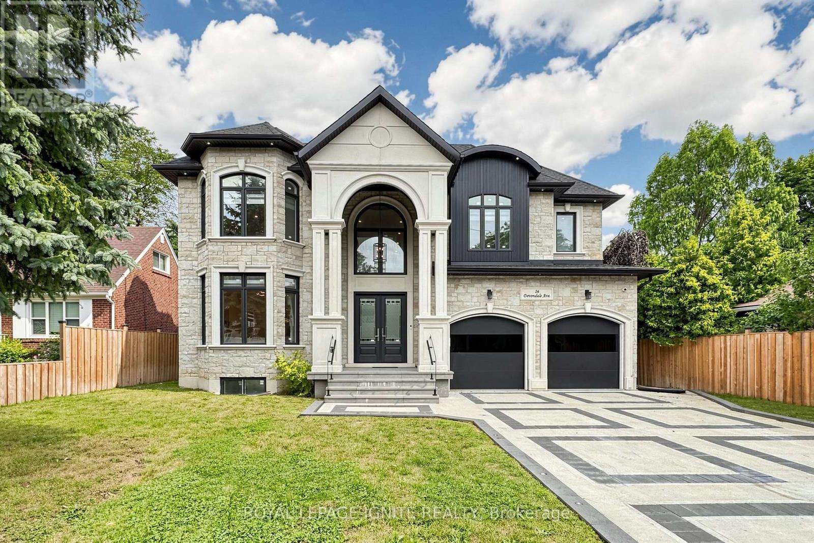 <div class="slider-price">$3,499,000</div><p>26 Devondale Avenue, Toronto, Ontario</p>