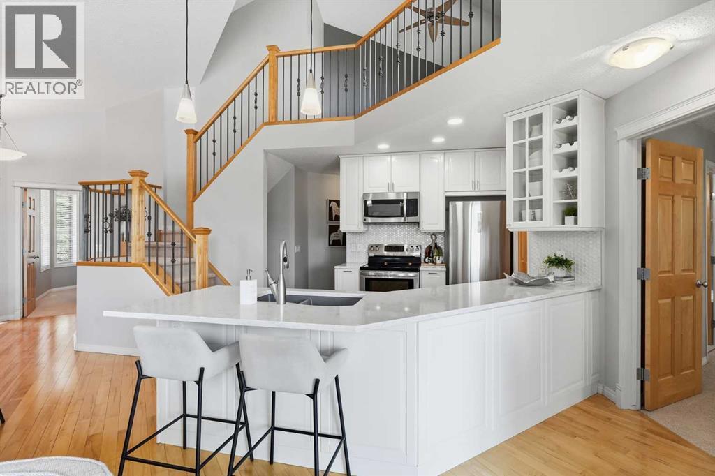 131 Springbank Terrace Sw, Calgary, Alberta  T3H 4S8 - Photo 8 - A2315985
