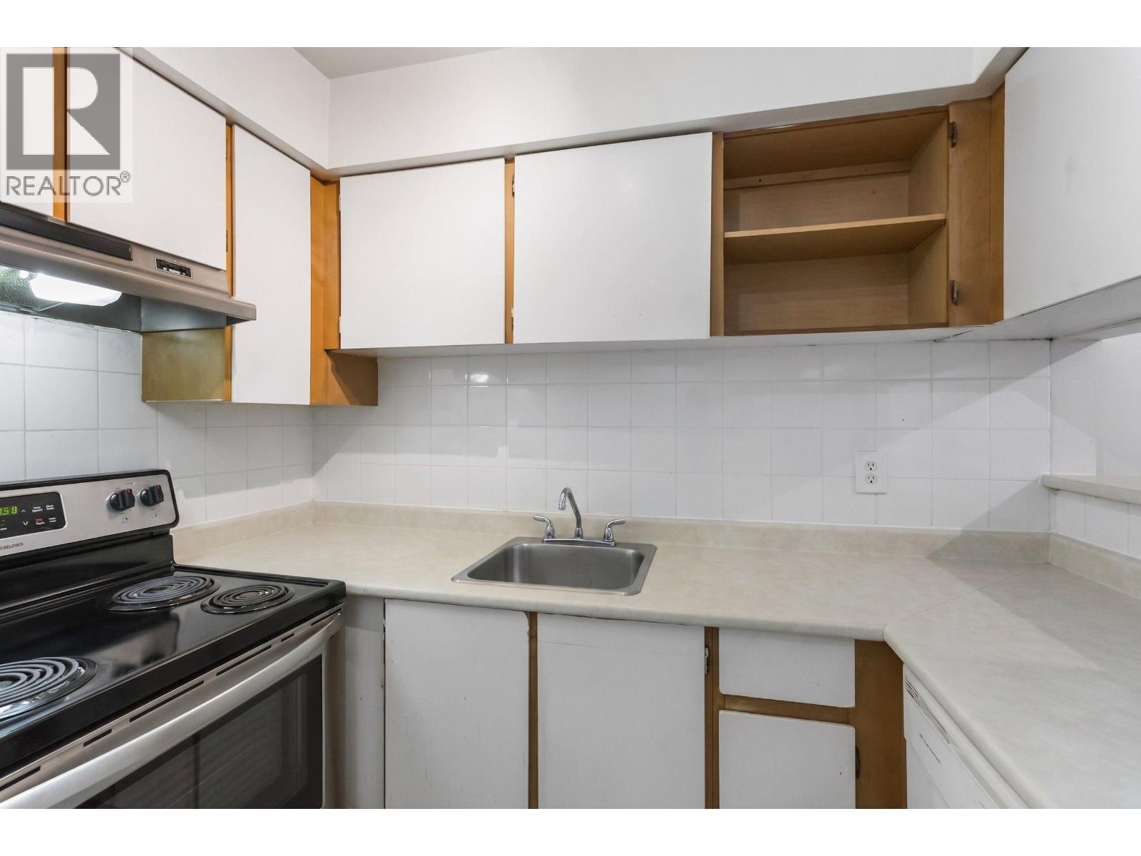 230 8460 Ackroyd Road, Richmond, British Columbia V6X 3E9 - Photo 6 - R3156392