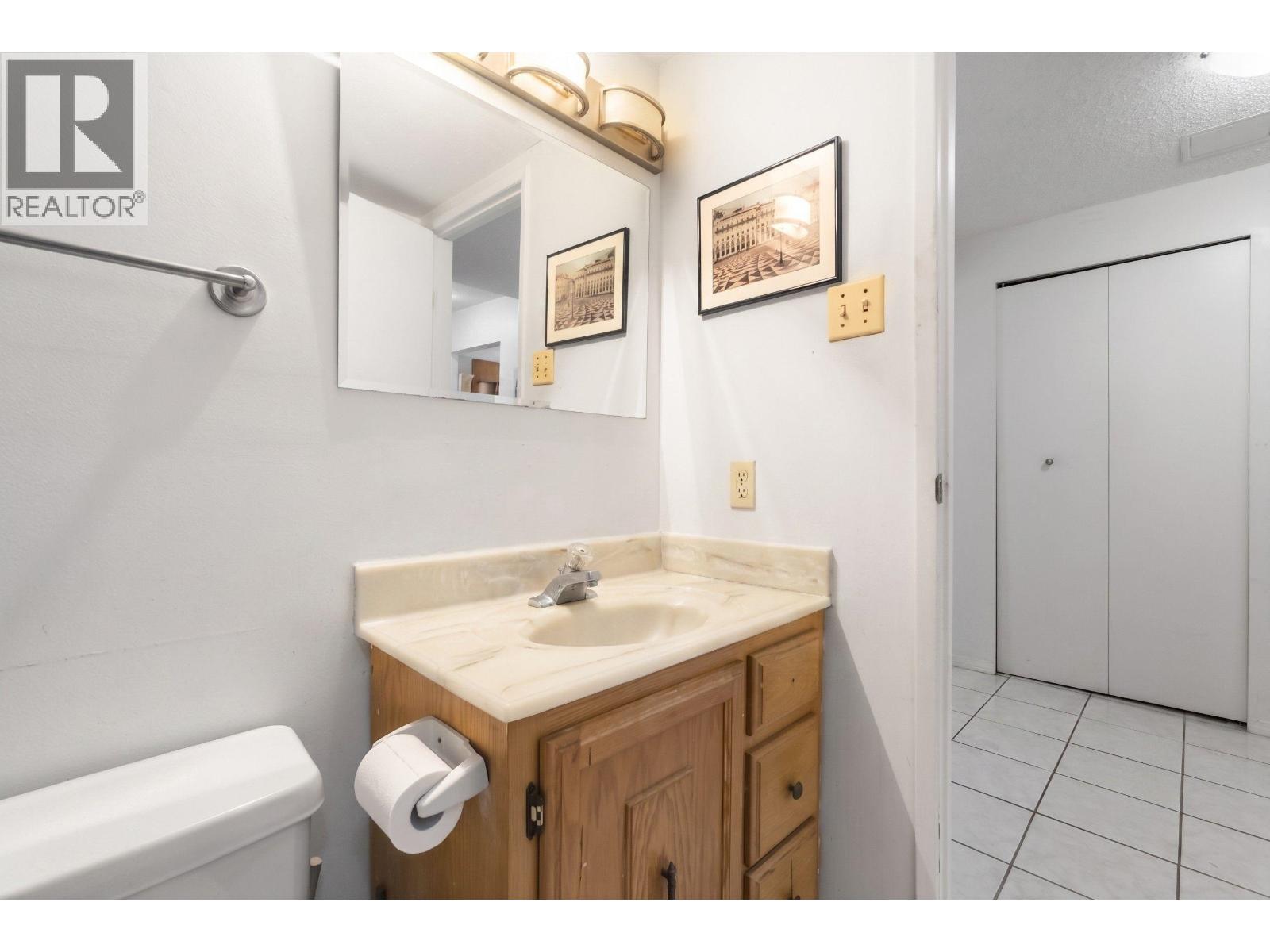230 8460 Ackroyd Road, Richmond, British Columbia V6X 3E9 - Photo 8 - R3156392