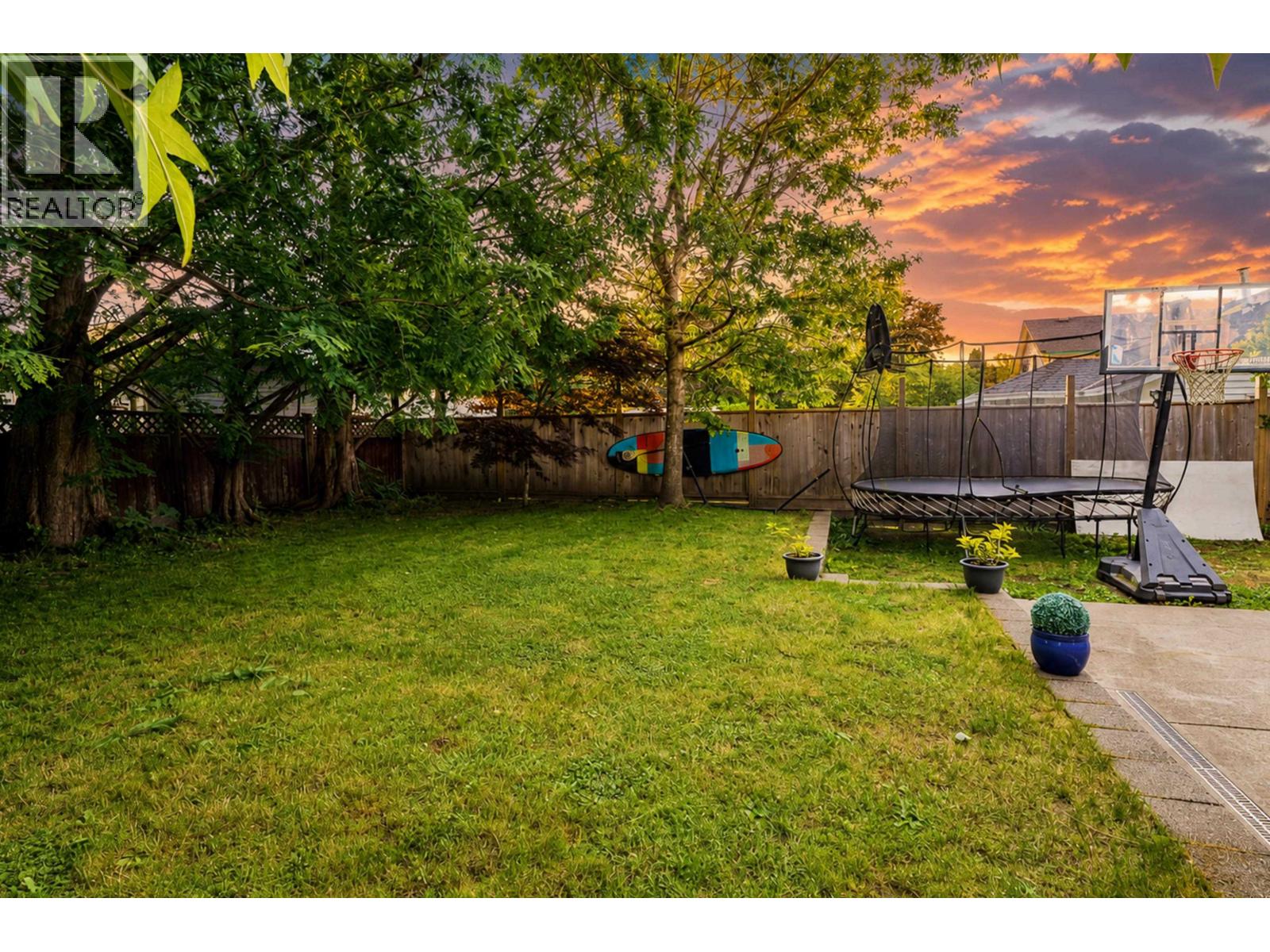 23415 Whippoorwill Avenue, Maple Ridge, British Columbia  V2X 9L8 - Photo 17 - R3156396