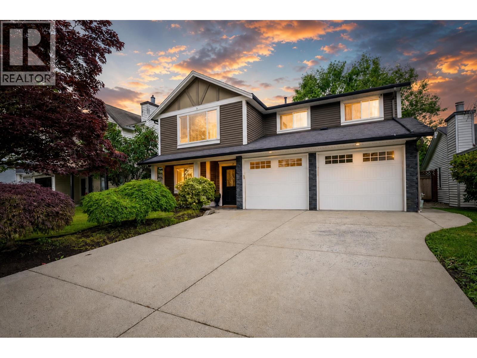 23415 Whippoorwill Avenue, Maple Ridge, British Columbia  V2X 9L8 - Photo 1 - R3156396