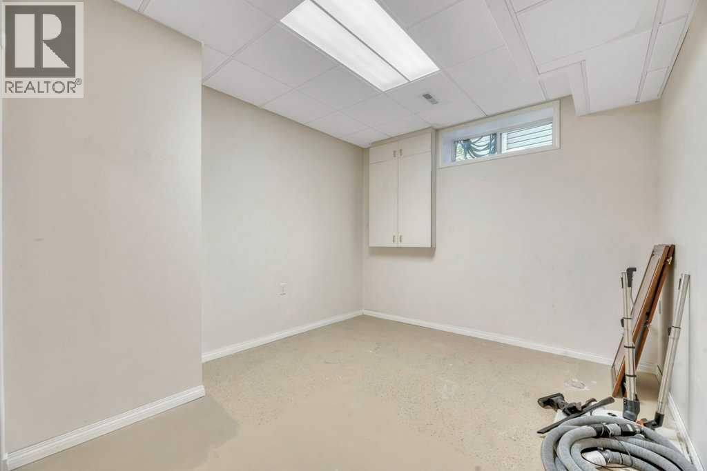 216 Douglas Woods Hill Se, Calgary, Alberta  T2Z 3B1 - Photo 41 - A2335247