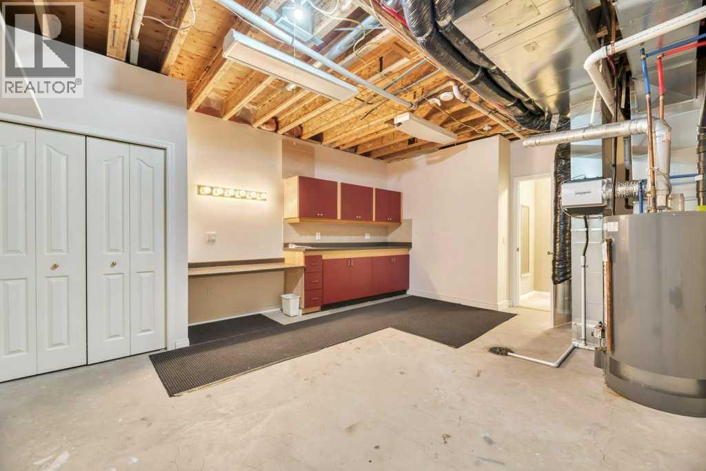 216 Douglas Woods Hill Se, Calgary, Alberta  T2Z 3B1 - Photo 42 - A2335247