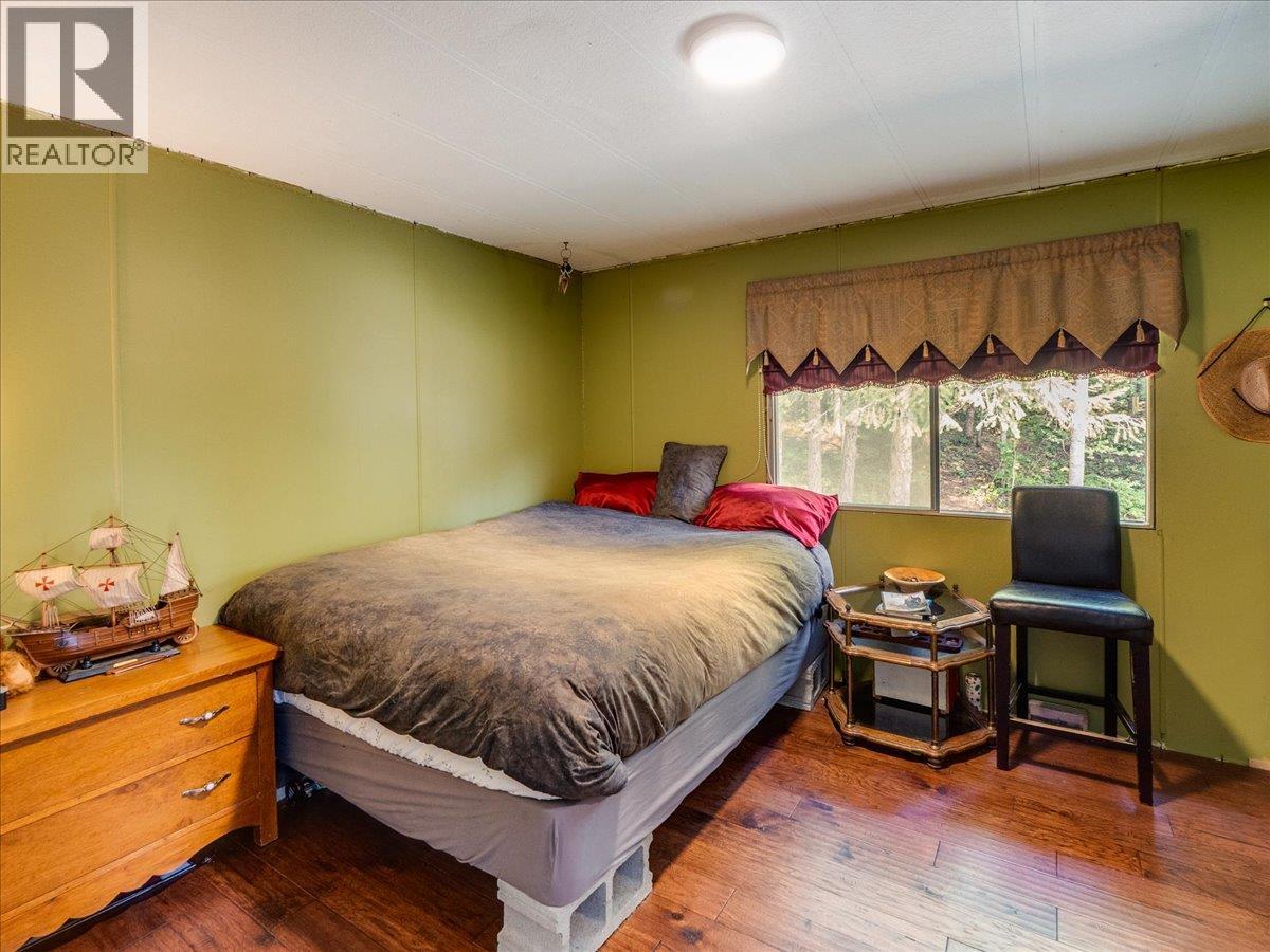 8864 Slocan  S Road, Slocan, British Columbia  V0G 2C0 - Photo 25 - 10397378