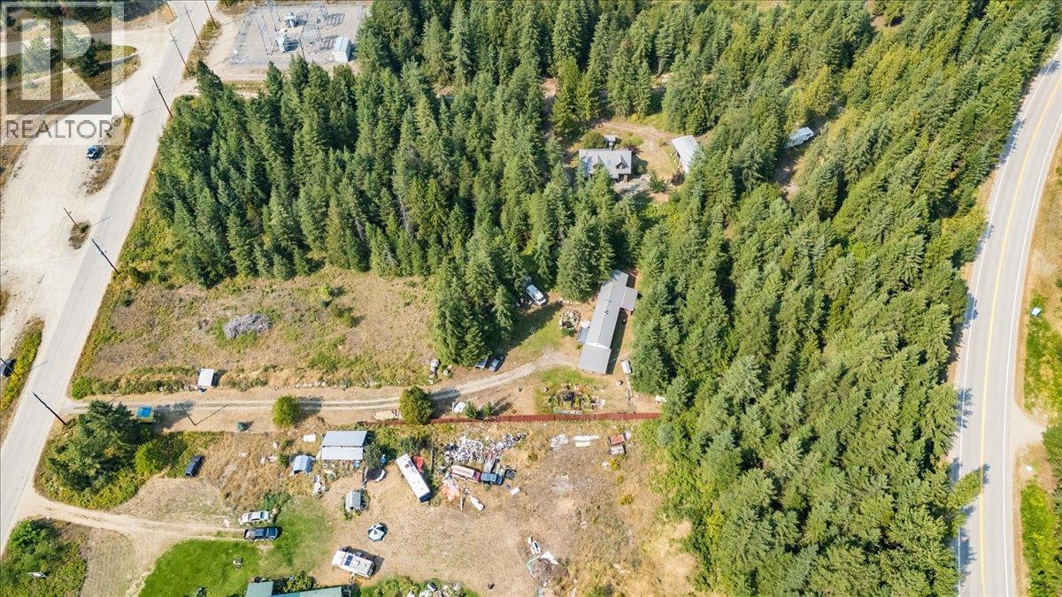 8864 Slocan  S Road, Slocan, British Columbia  V0G 2C0 - Photo 85 - 10397378