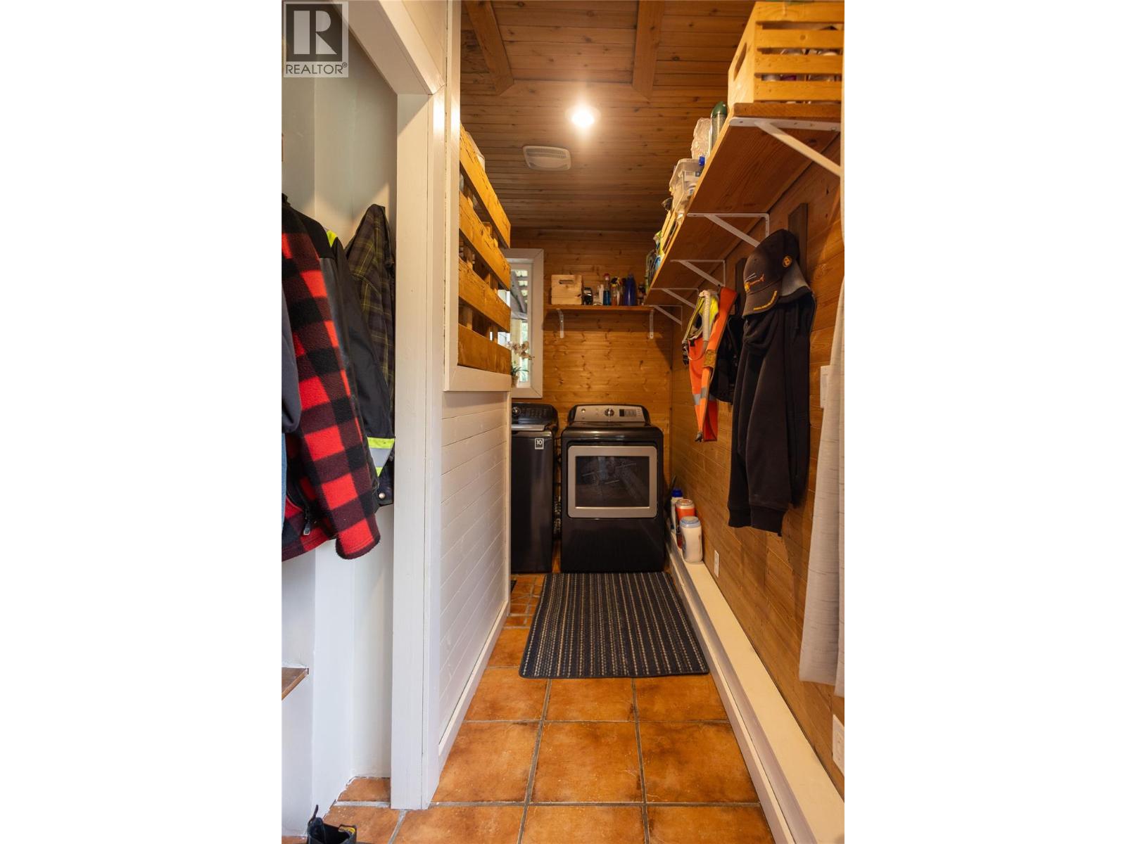 4453 Passmore Upper Road, Passmore, British Columbia  V0G 2J0 - Photo 17 - 10397813