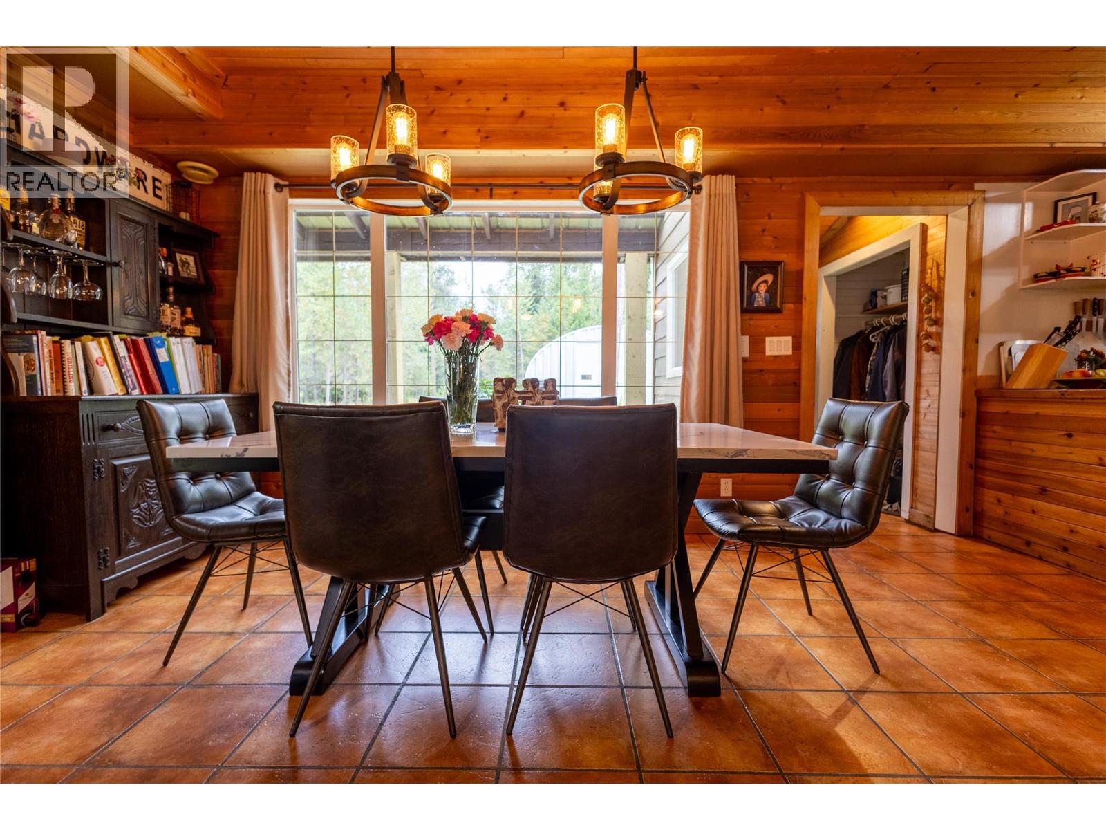 4453 Passmore Upper Road, Passmore, British Columbia  V0G 2J0 - Photo 8 - 10397813