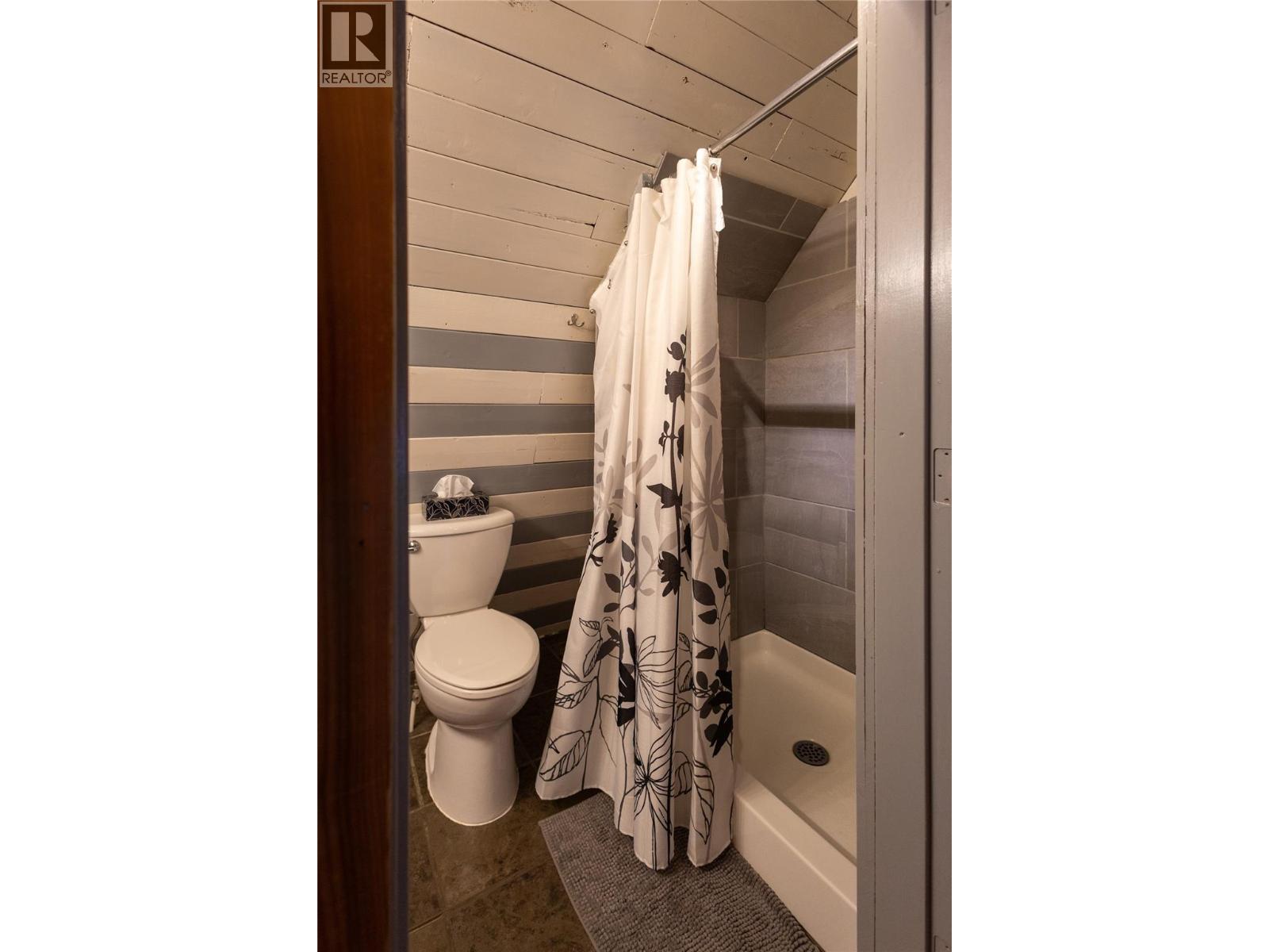 4453 Passmore Upper Road, Passmore, British Columbia  V0G 2J0 - Photo 30 - 10397813