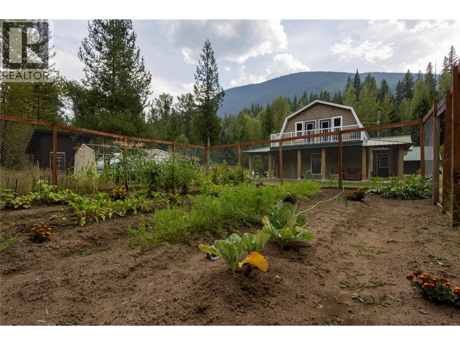 4453 Passmore Upper Road, Passmore, British Columbia  V0G 2J0 - Photo 40 - 10397813