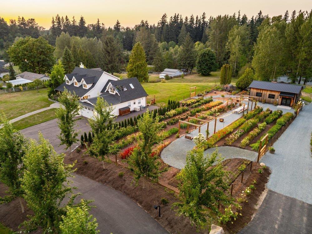 23873 12 Avenue, Langley, British Columbia  V2Z 2Y2 - Photo 2 - R3156521