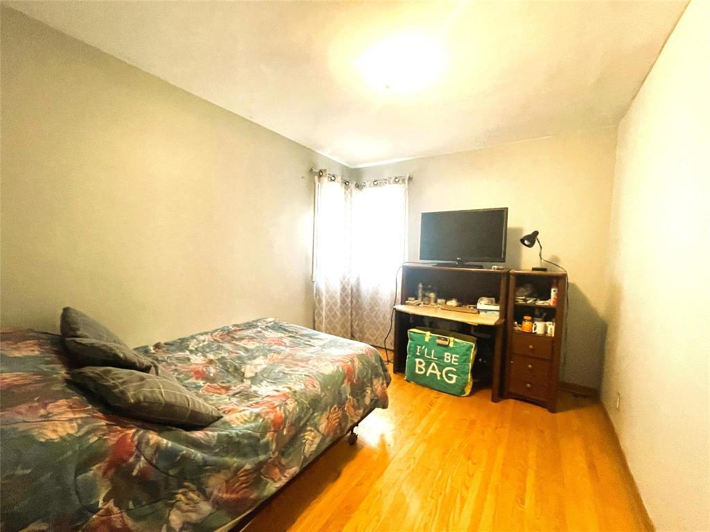 558 Enniskillen Avenue, Winnipeg, Manitoba  R2V 0J4 - Photo 5 - 202620693