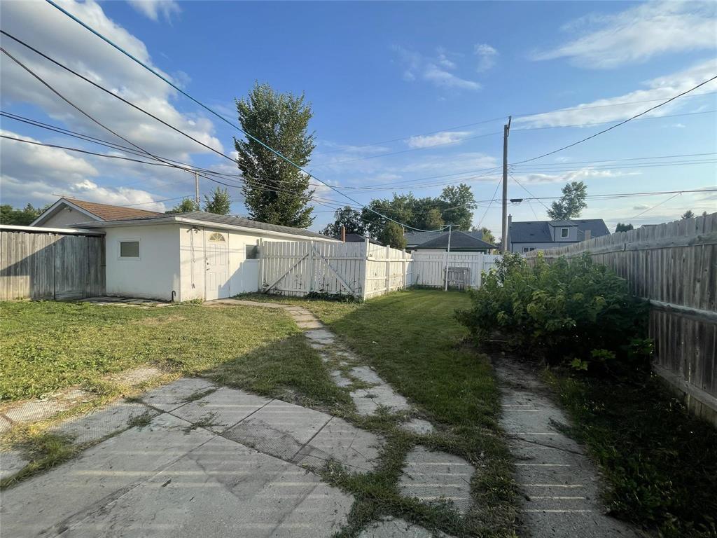 558 Enniskillen Avenue, Winnipeg, Manitoba  R2V 0J4 - Photo 7 - 202620693