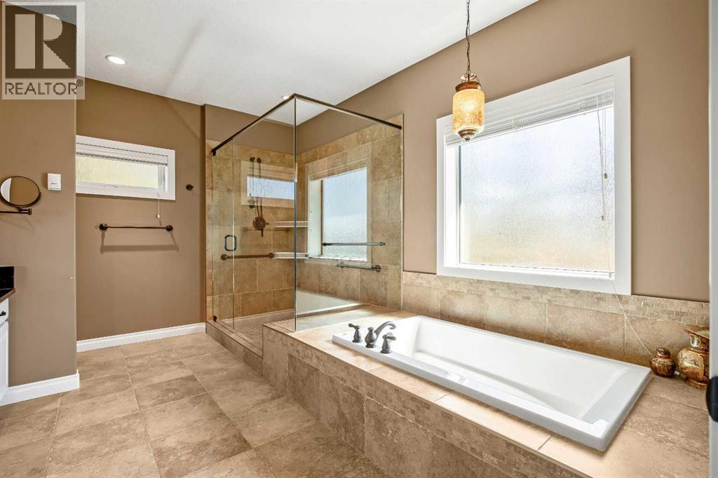 341 1 Avenue SE, Diamond Valley, Alberta  T0L 0H0 - Photo 28 - A2296785