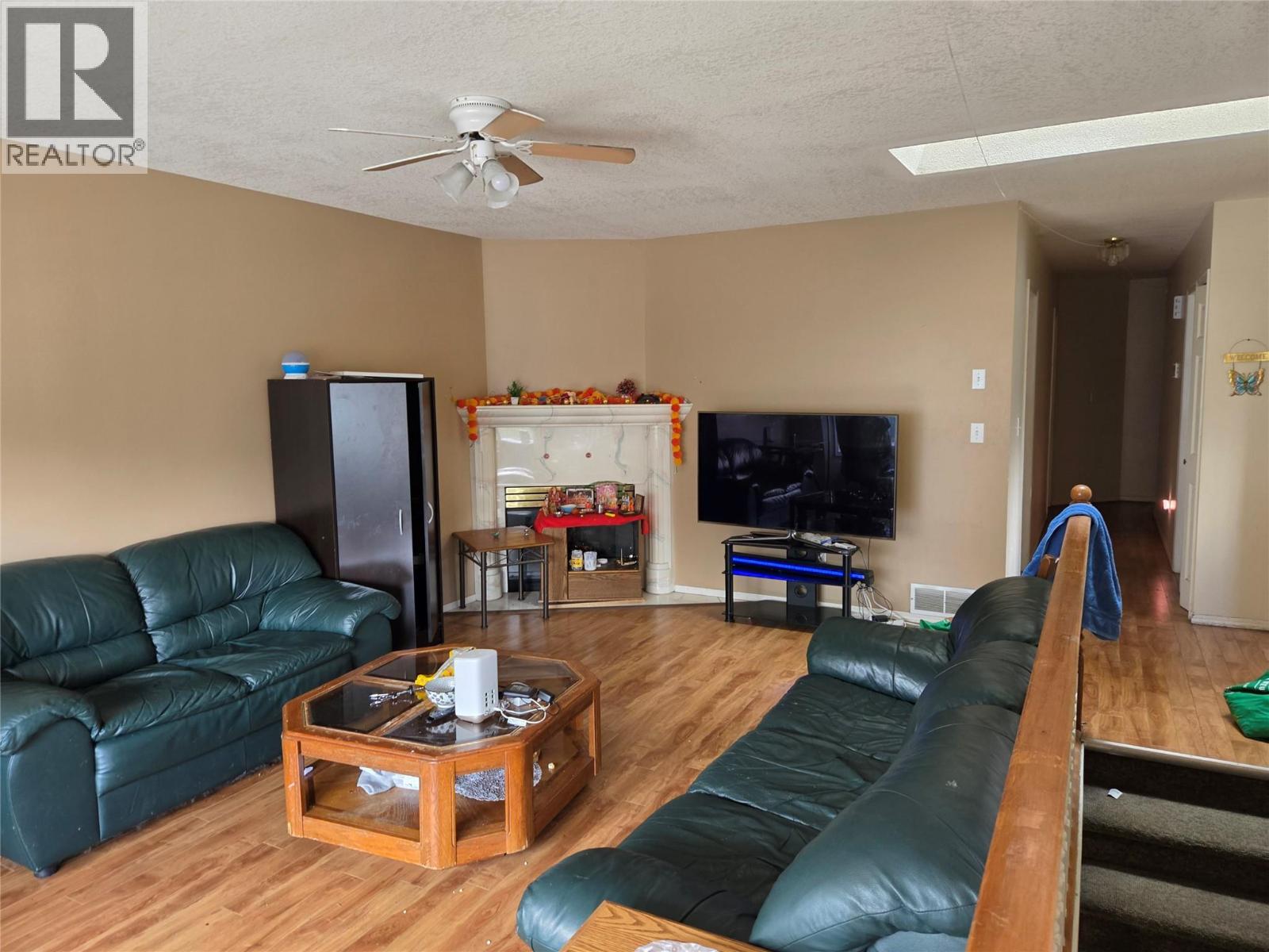 4012 19 Street, Vernon, British Columbia  V1T 7Y3 - Photo 5 - 10383513
