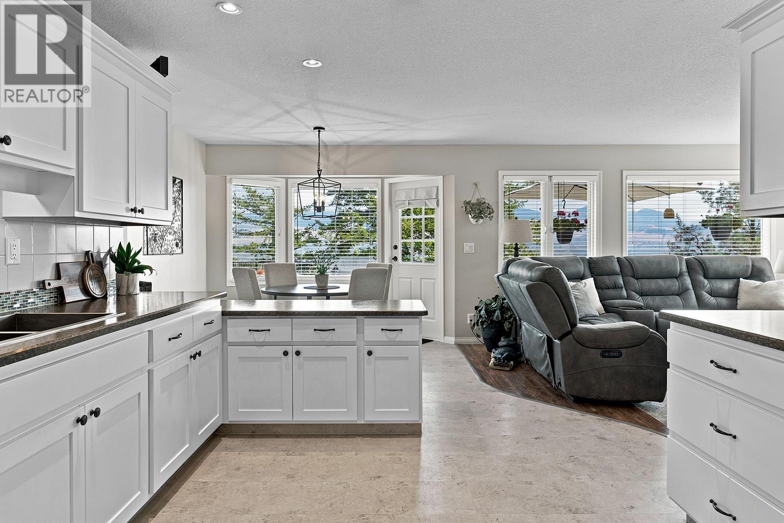 735 Nahanni Place, Kelowna, British Columbia  V1V 1N5 - Photo 22 - 10397955