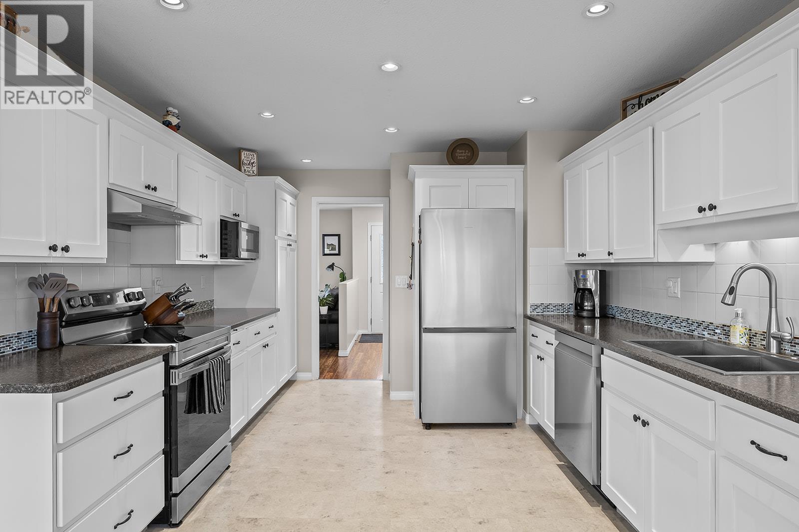 735 Nahanni Place, Kelowna, British Columbia  V1V 1N5 - Photo 19 - 10397955