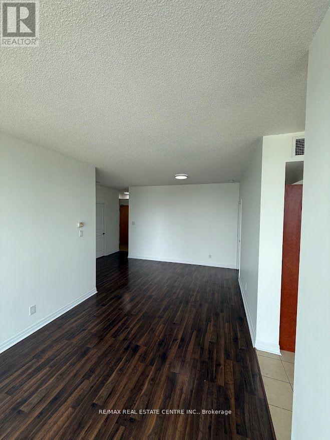 1705 - 3515 Kariya Dr Drive, Mississauga, Ontario  L5B 0C1 - Photo 11 - W13521764