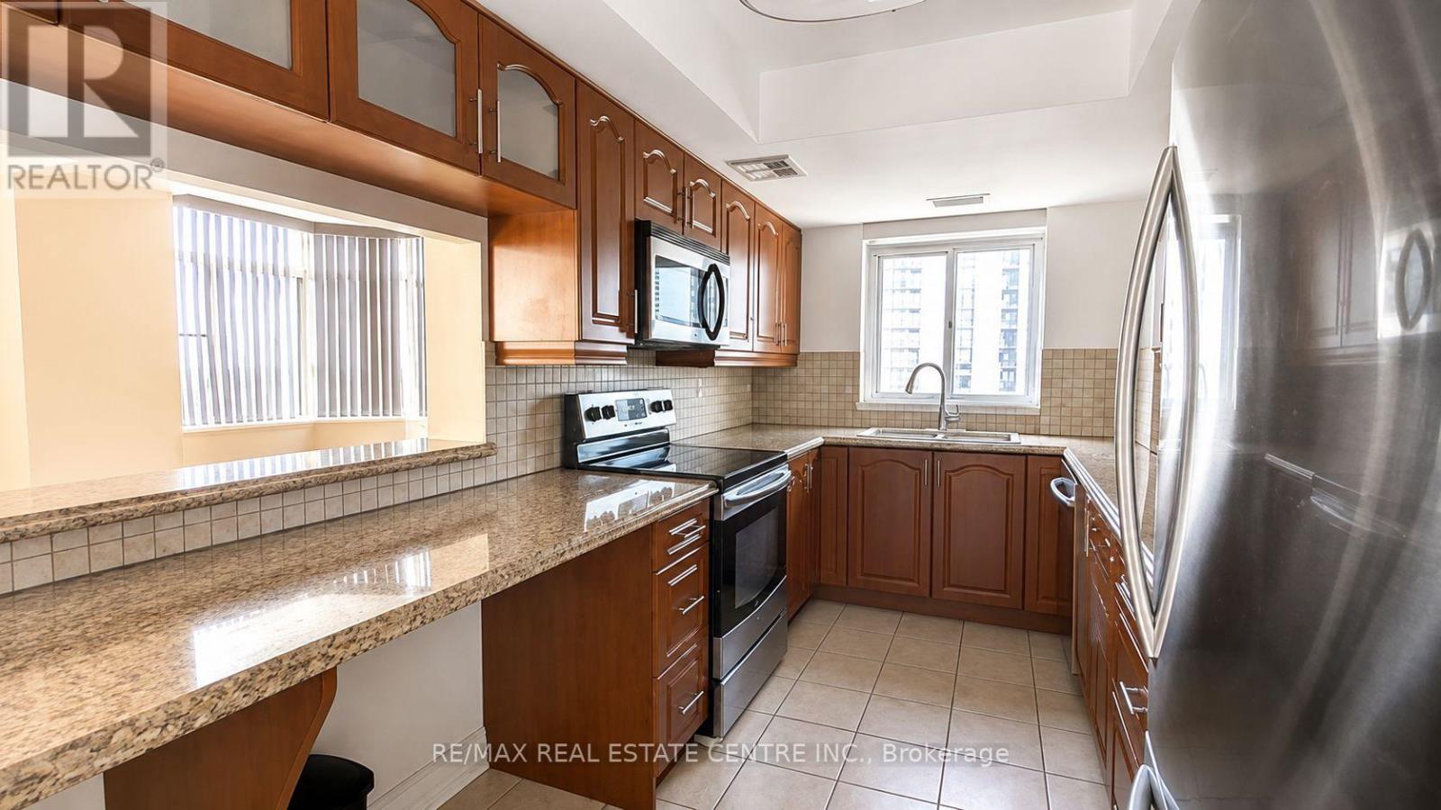 1515 - 300 Webb Drive, Mississauga, Ontario  L5B 3W3 - Photo 18 - W13660046