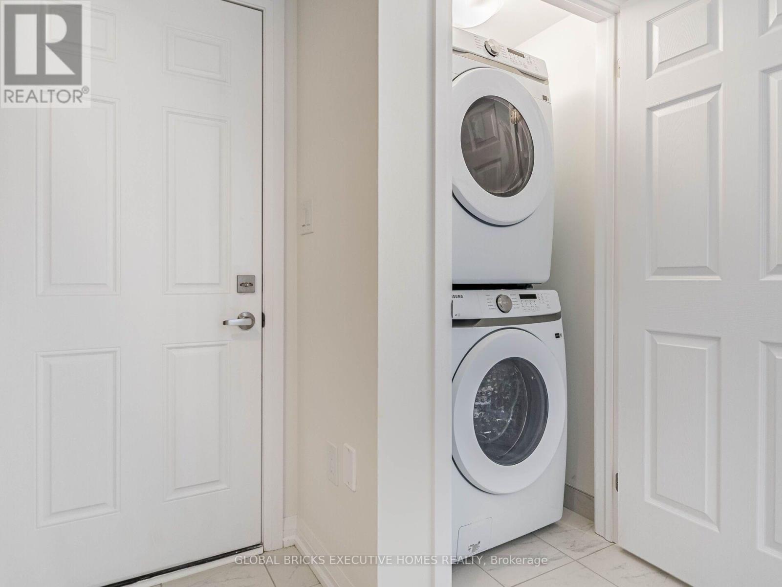 13 Central Market Drive, Haldimand, Ontario  N3W 0J3 - Photo 5 - X13684860