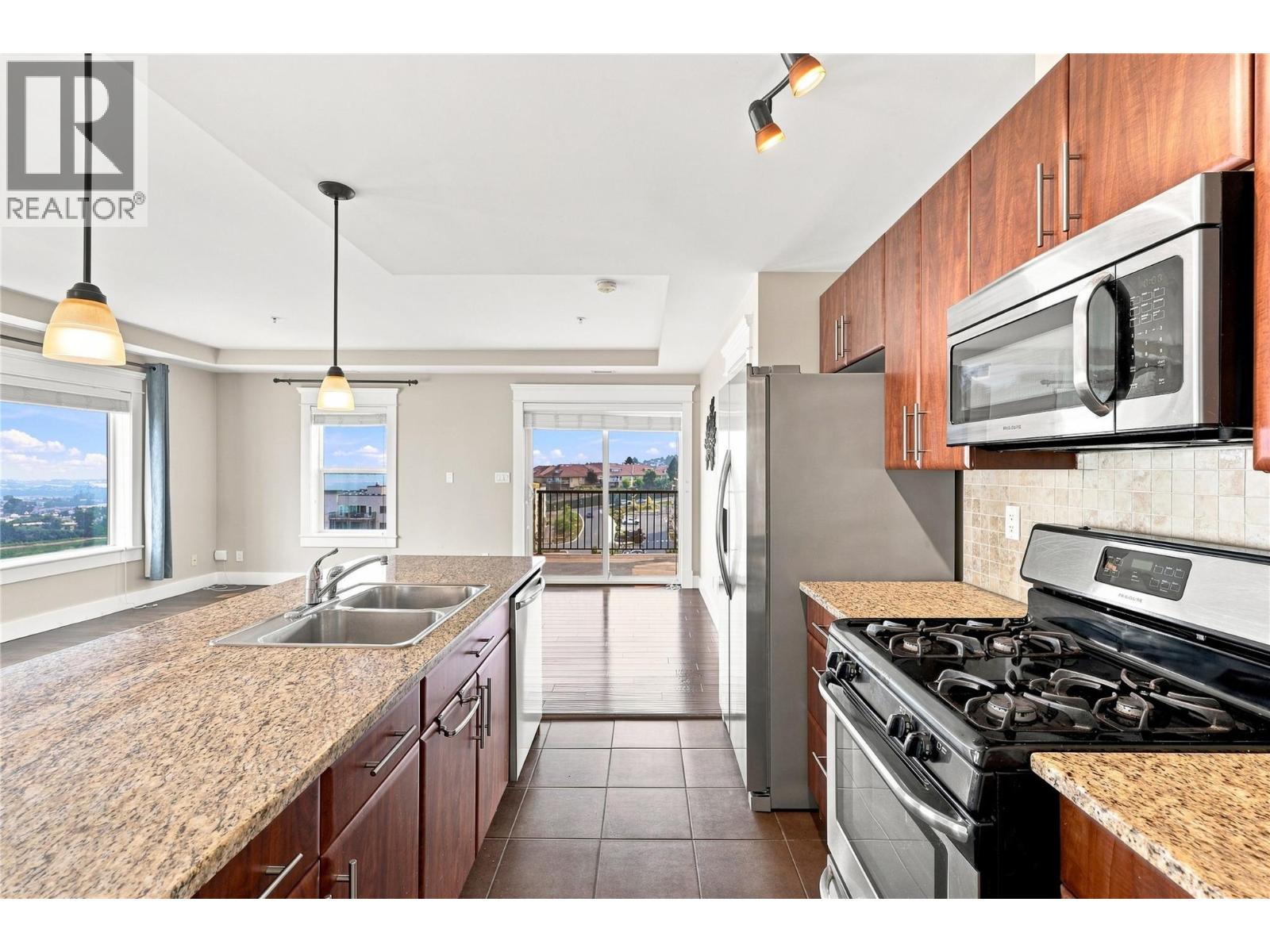 975 Victoria Street W Unit# 503, Kamloops, British Columbia  V2C 0C2 - Photo 11 - 10398044