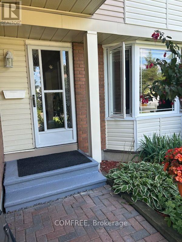 56 Fieldgate Drive, Ottawa, Ontario K2J 1T9 - Photo 2 - X12905416