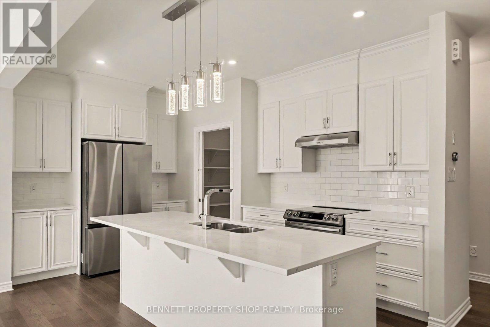 396 Ventoux Avenue, Ottawa, Ontario  K4A 5L9 - Photo 8 - X13684786