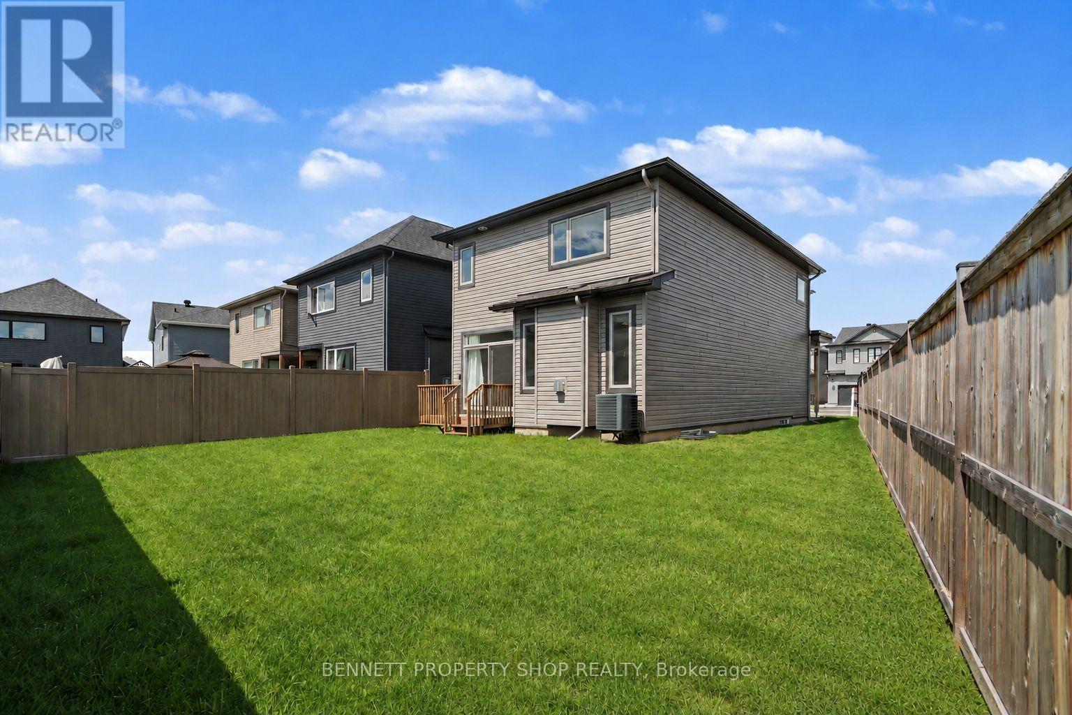 396 Ventoux Avenue, Ottawa, Ontario  K4A 5L9 - Photo 26 - X13684786