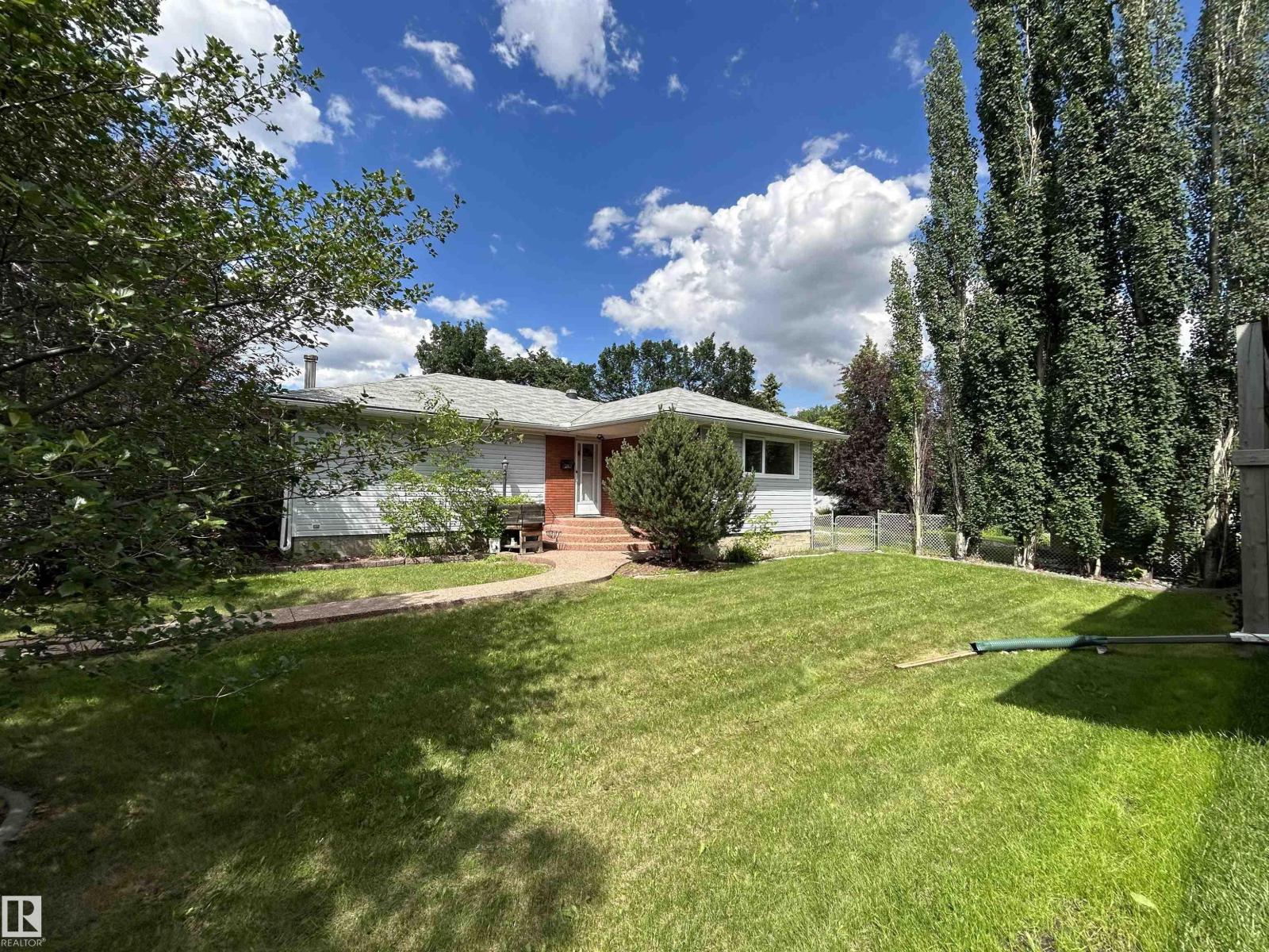9457 79 ST NW, Edmonton