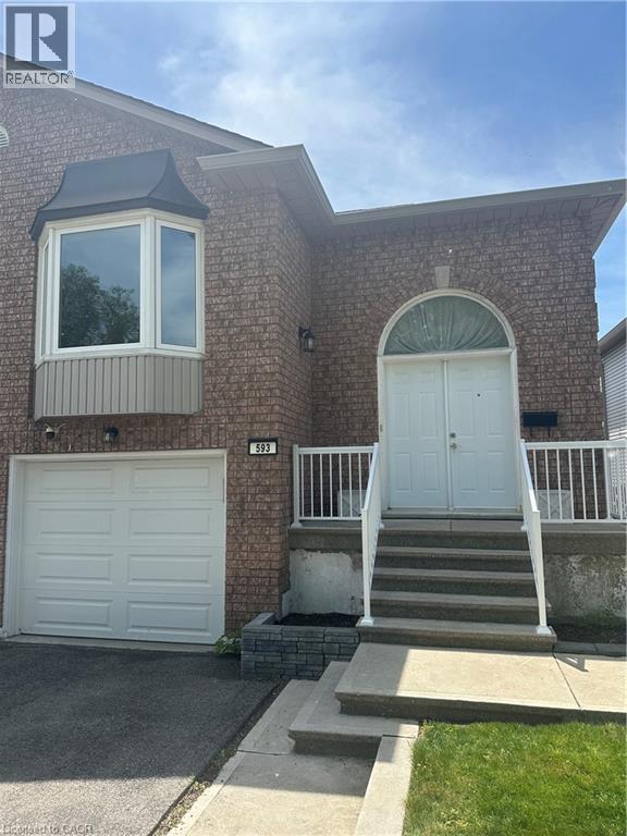 593 Grey Street, Brantford, Ontario  N3S 4X9 - Photo 4 - 40828750
