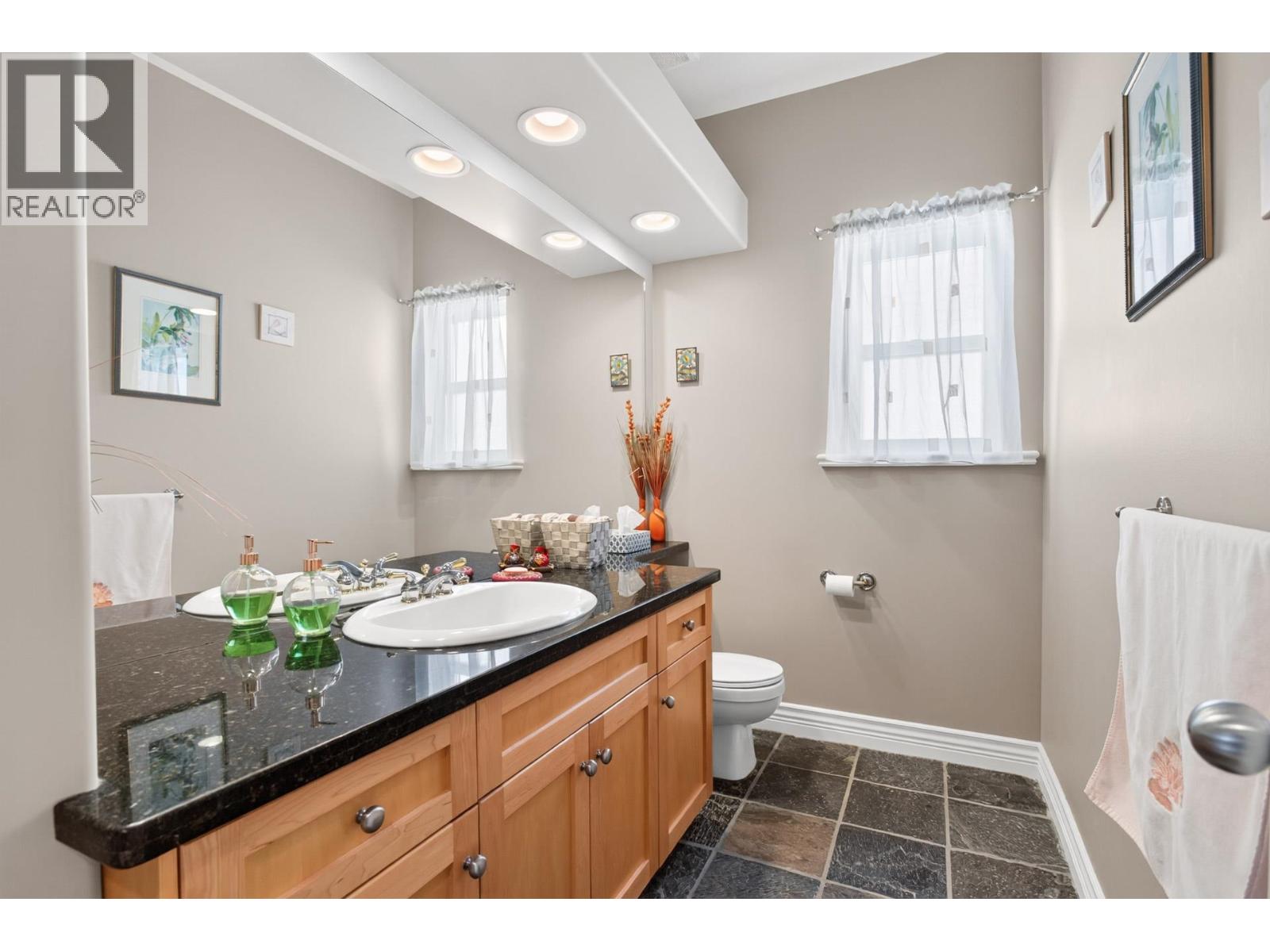 1708 Paddock Drive, Coquitlam, British Columbia V3E 3N8 - Photo 29 - R3154698