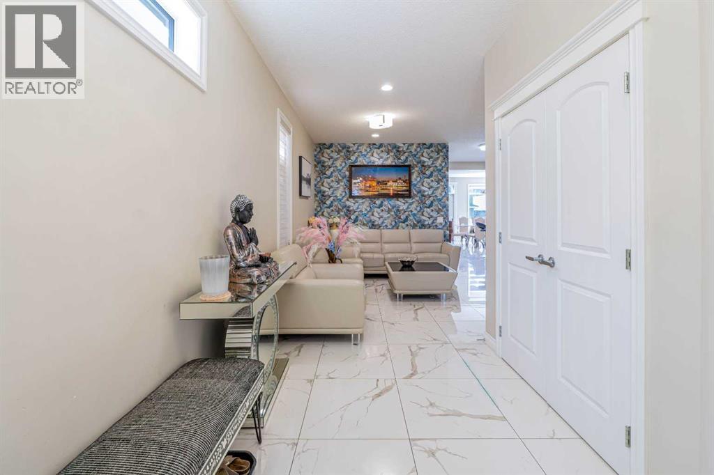 19 Red Sky Gardens NE, Calgary, Alberta  T3N 1M9 - Photo 6 - A2311468