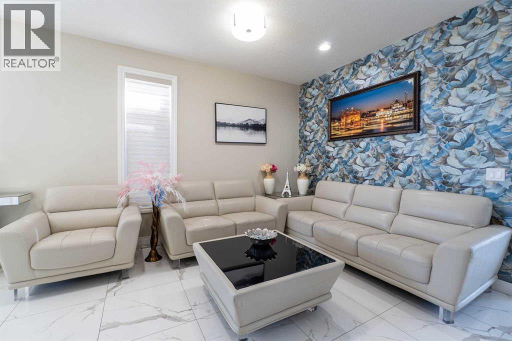 19 Red Sky Gardens NE, Calgary, Alberta  T3N 1M9 - Photo 7 - A2311468