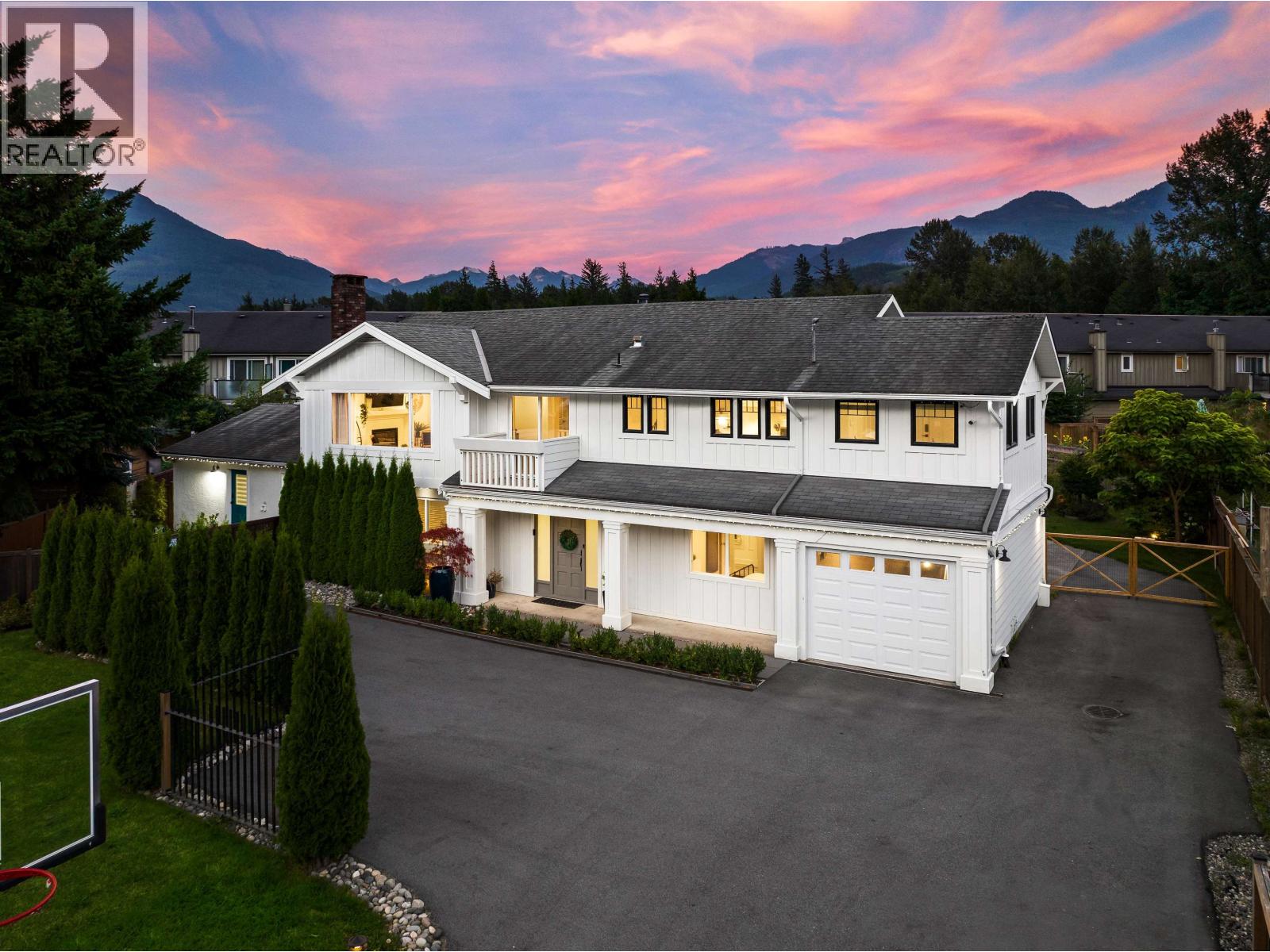 39726 Government Road, Squamish, British Columbia V8B 0G3 - Photo 3 - R3156315