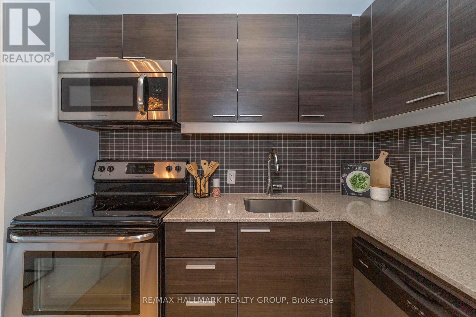 632 - 349 Mcleod Street, Ottawa, Ontario K2P 0S1 - Photo 6 - X13685018