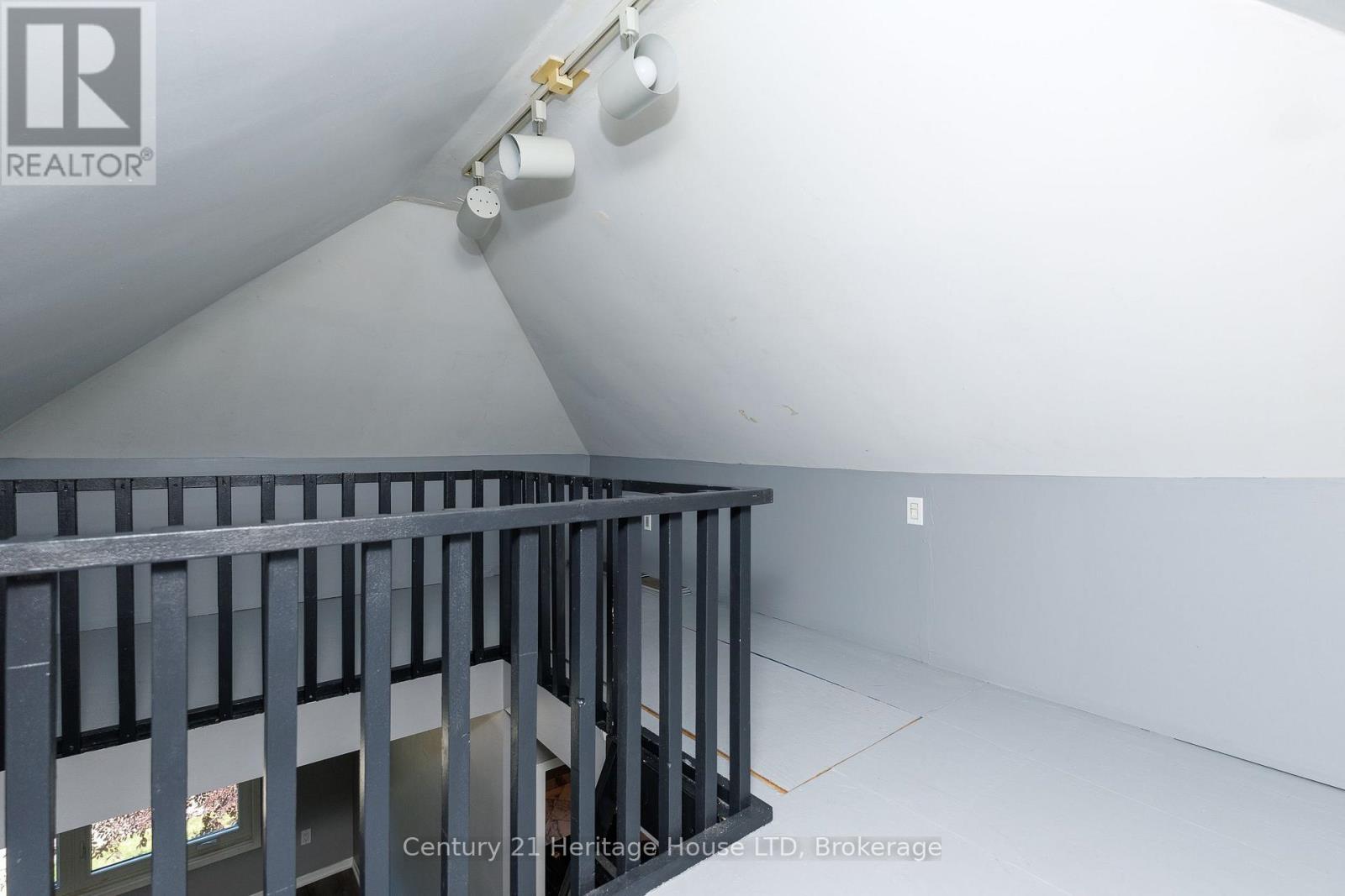 164 Lake Street, St. Catharines (Downtown), Ontario L2R 5Y7 - Photo 11 - X13685044